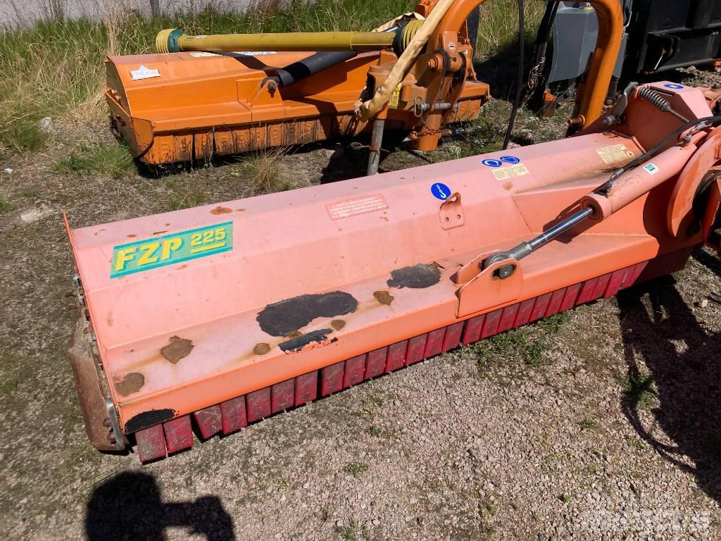 Agrimaster FZP225 Szárzúzók és fűkaszák