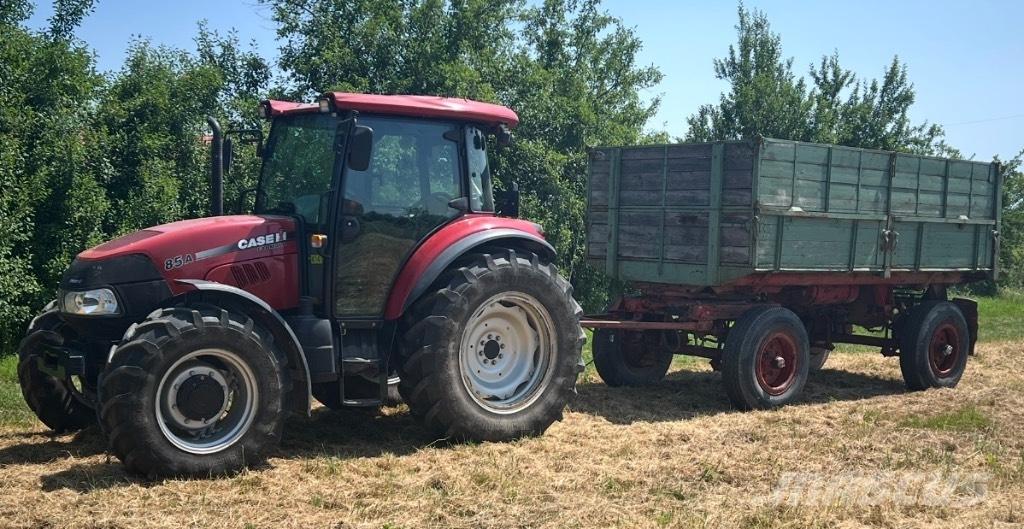 Case IH Farmall 85A Traktorok