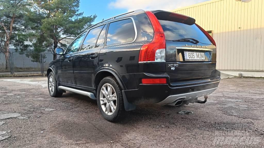Volvo XC 90 Kistehergépjárművek