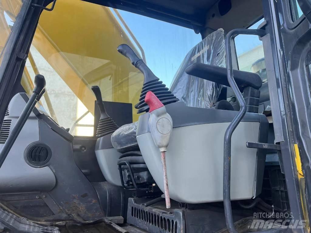 Komatsu pc220-8mo Lánctalpas kotrók