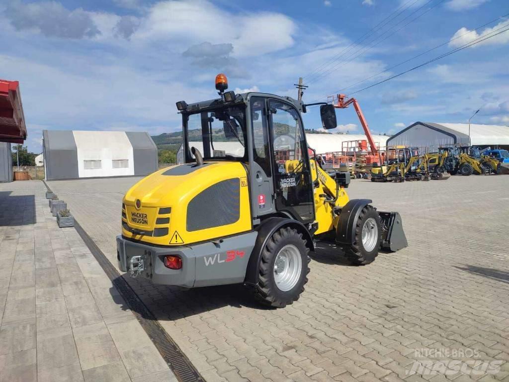 Wacker Neuson WL 34 Gumikerekes homlokrakodók