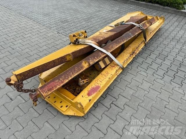 CAT 745 TAIL GATE Csuklósdömperek