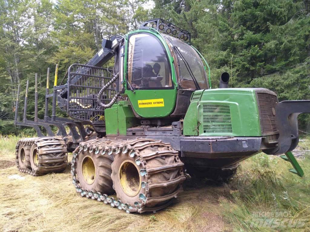 John Deere 810 E Kihordók
