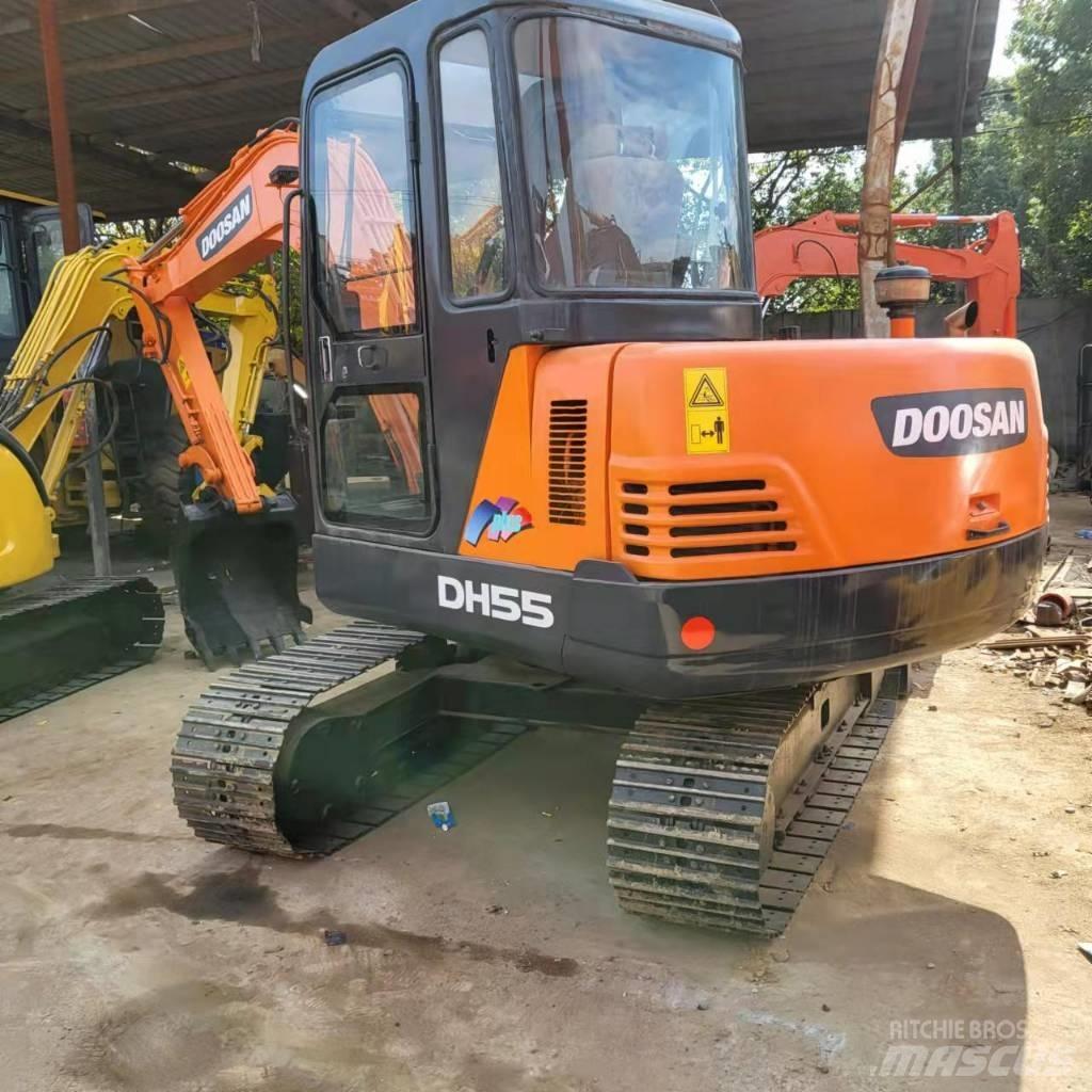 Doosan DH 55 Mini kotrók < 7t