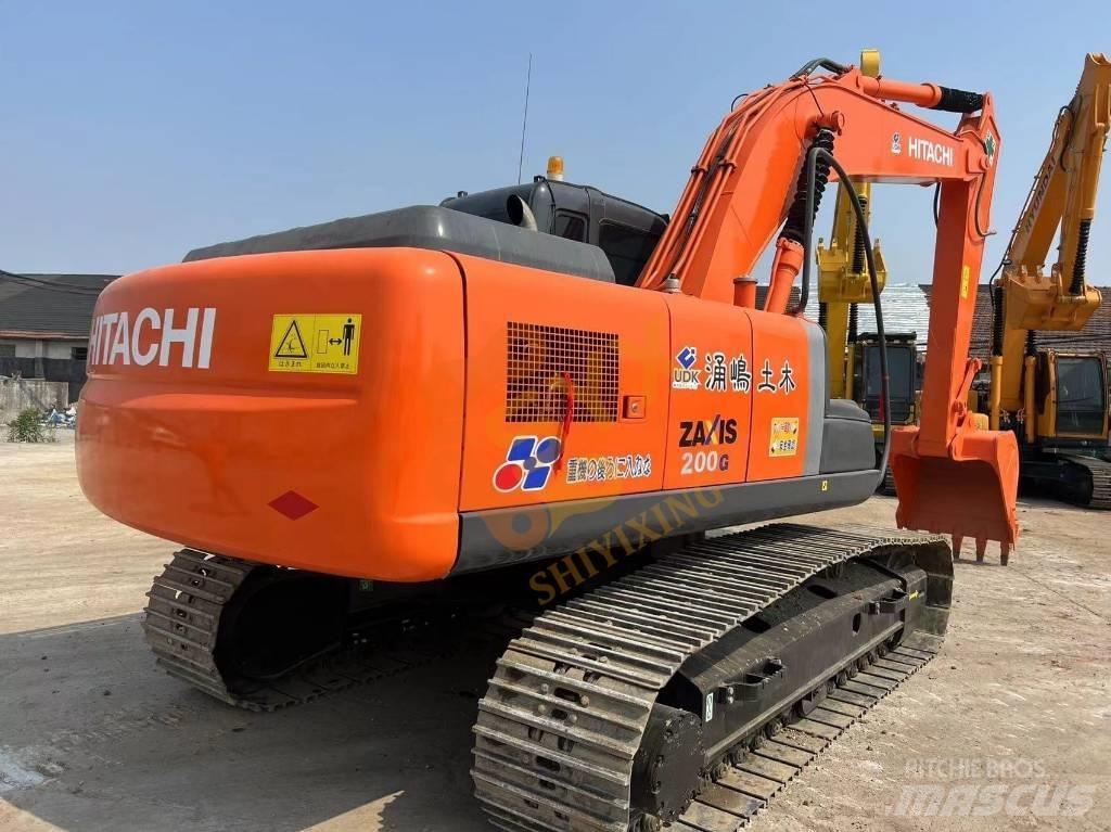 Hitachi ZX 210-3 G Lánctalpas kotrók