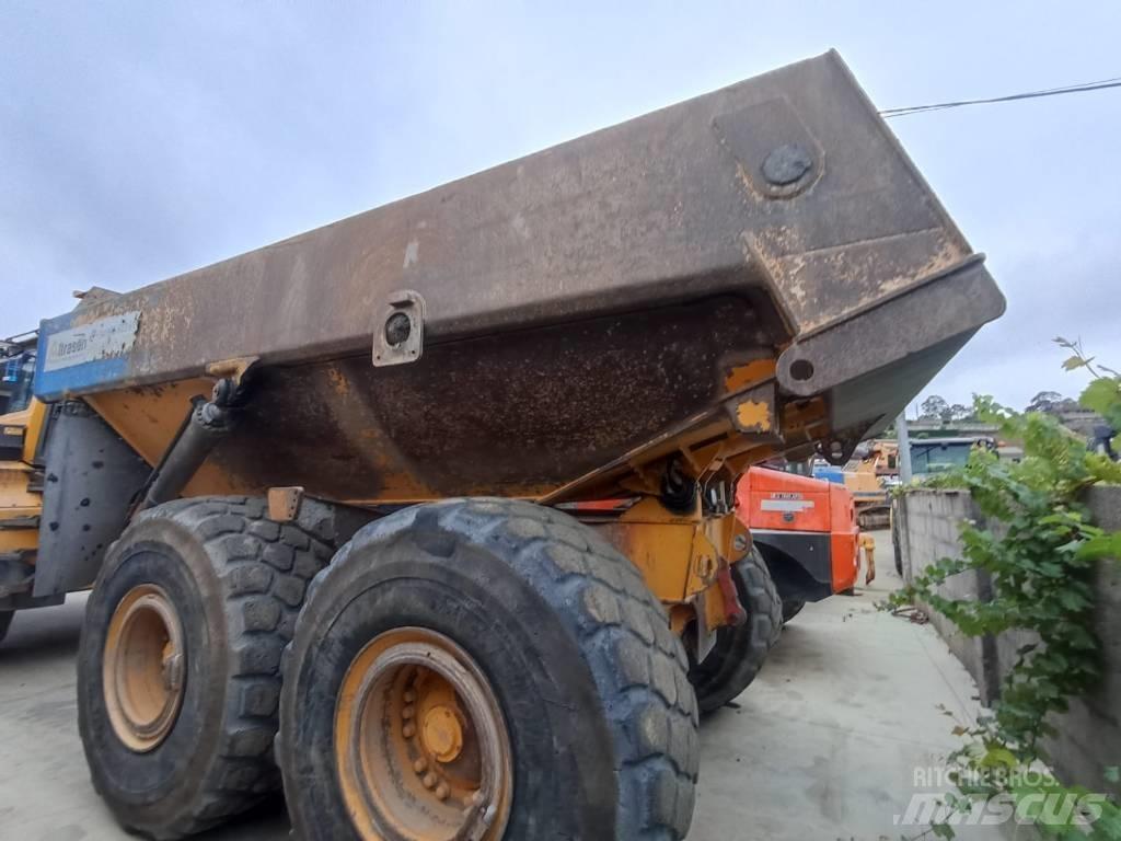 Volvo A 35 F Csuklósdömperek