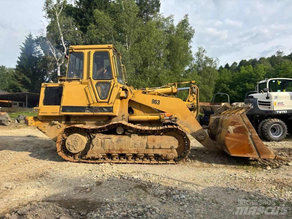 CAT 963 Lánctalpas homlokrakodók