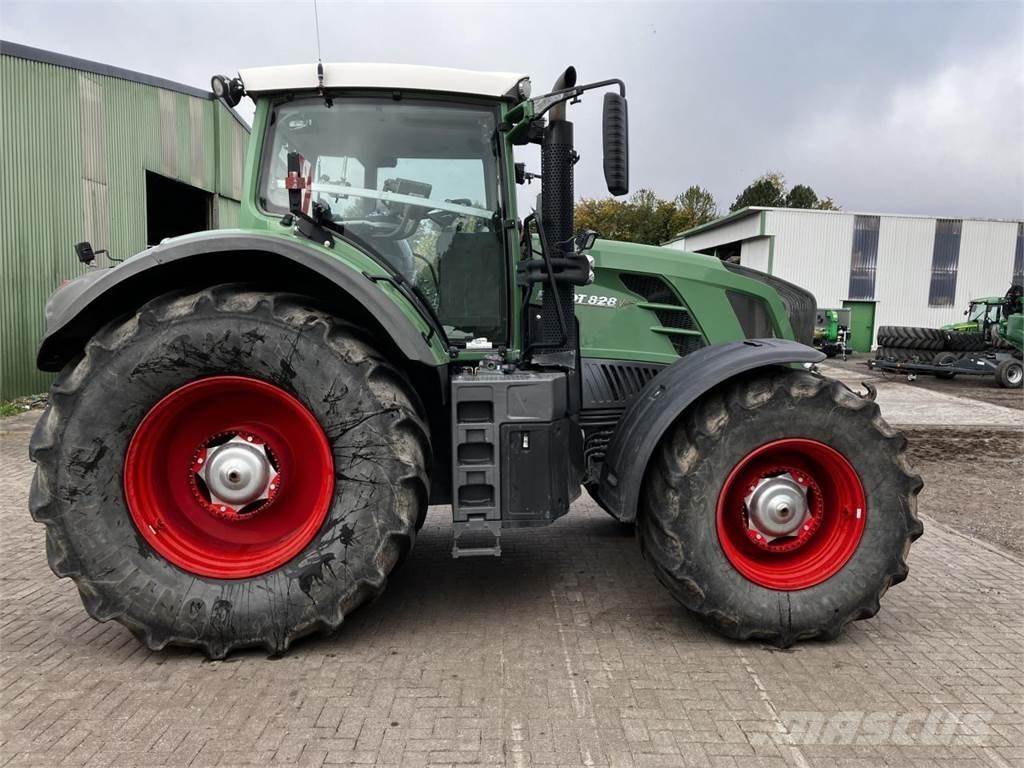 Fendt 828 Vario Traktorok