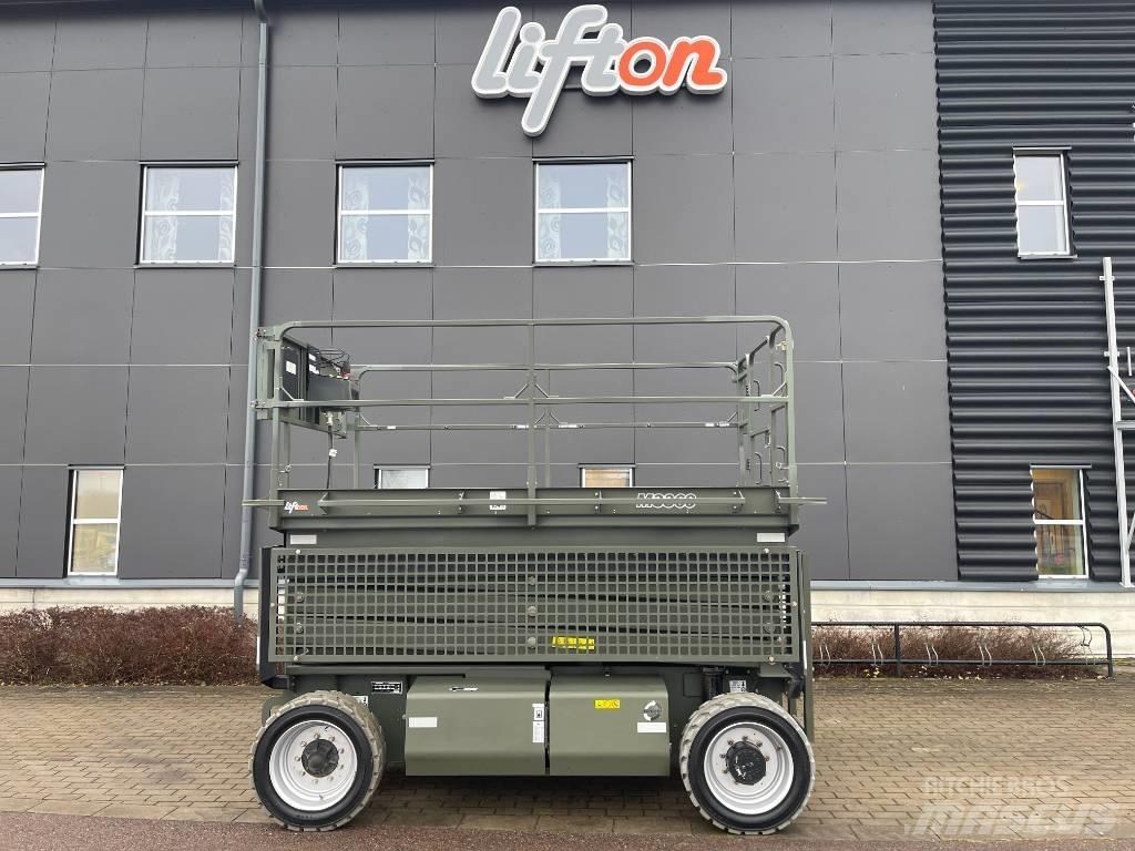 JLG M 3369 Saxlift Ollós emelők