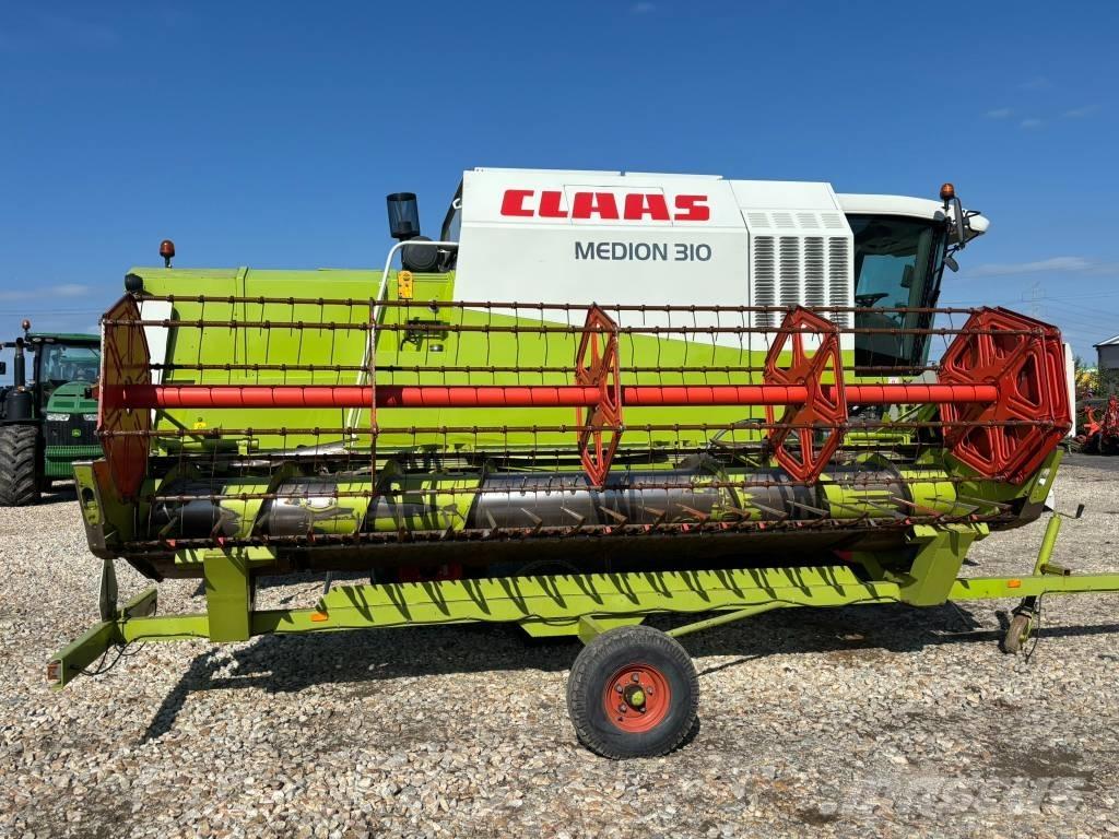 CLAAS Medion 310 Kombájnok