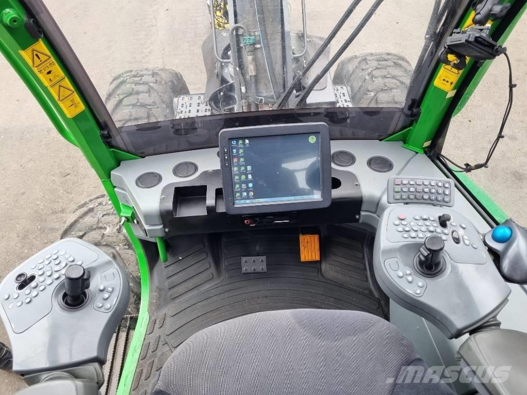 John Deere 1170 G Betakarítók