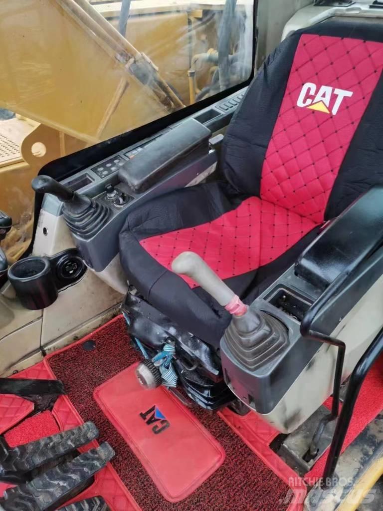 CAT 320 C Lánctalpas kotrók