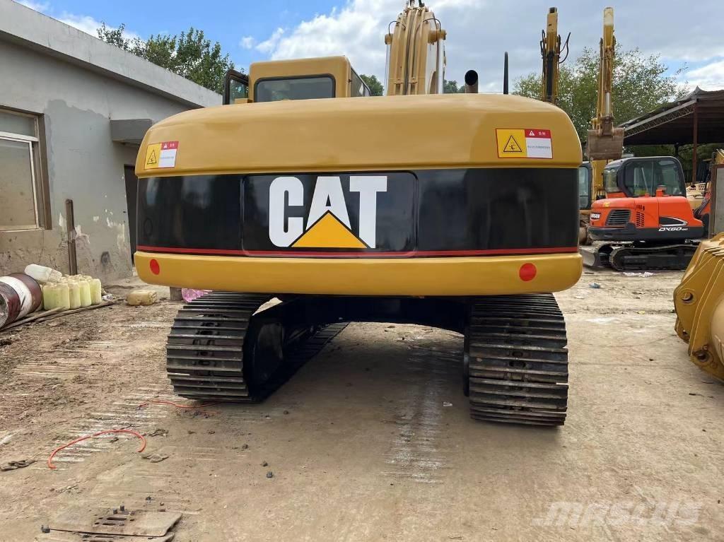 CAT 320C Lánctalpas kotrók