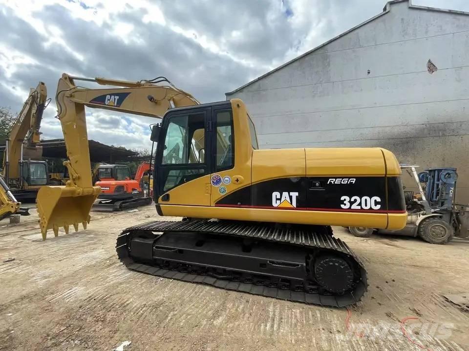 CAT 320C Lánctalpas kotrók