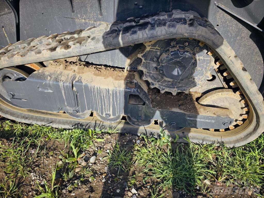 John Deere 317 G Kompaktrakodók