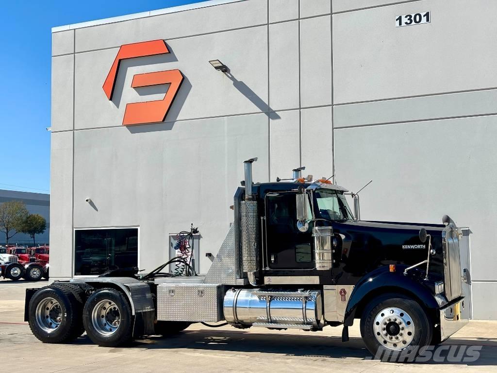 Kenworth W 900 Nyergesvontatók