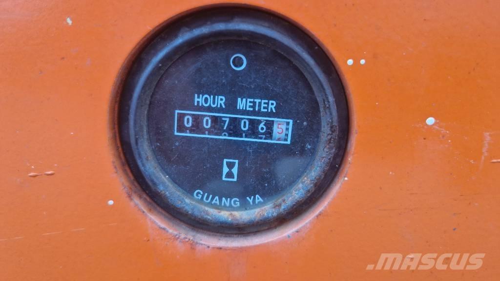 Dingli JCPT 1412 DC Ollós emelők