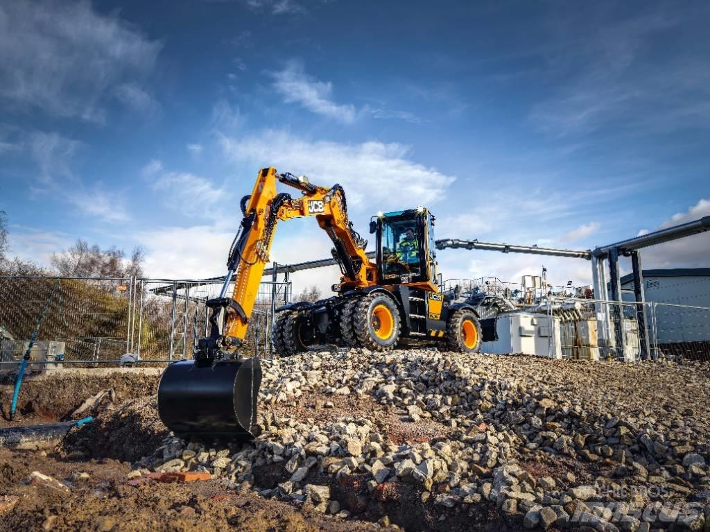 JCB Hydradig 110W Gumikerekes kotrók