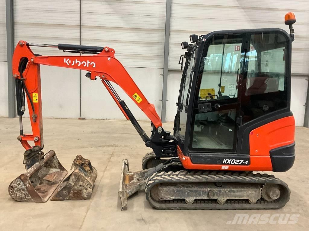 Kubota KX 027-4 Mini kotrók < 7t