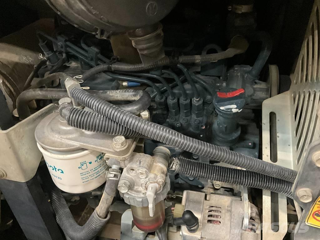 Kubota KX 027-4 Mini kotrók < 7t