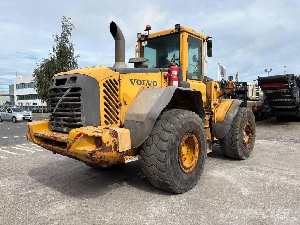 Volvo L 110 E Gumikerekes homlokrakodók