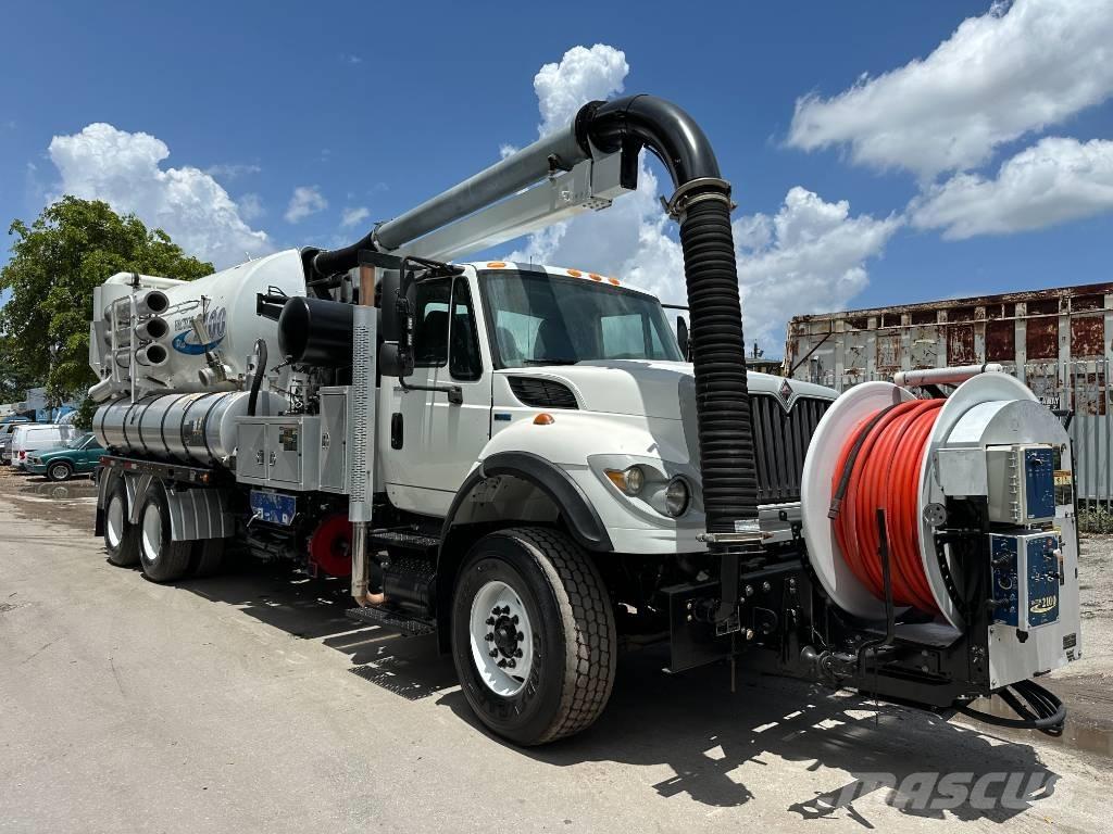International 7500 Vákuum teherautok