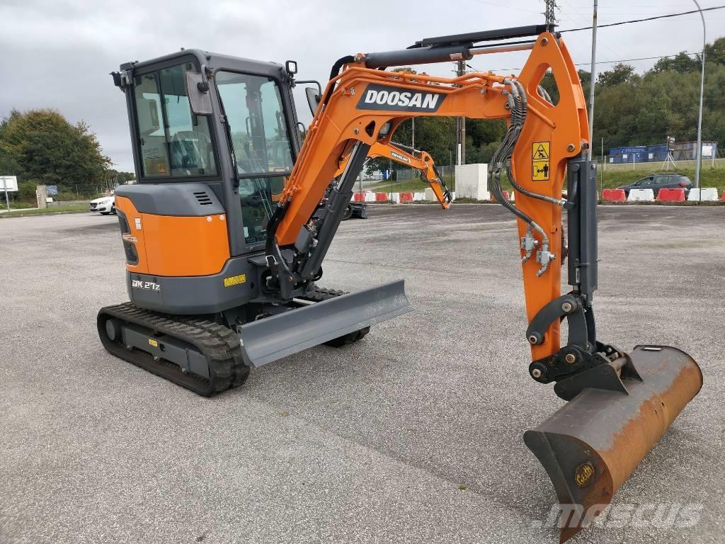 Doosan DX 27 Z Mini kotrók < 7t