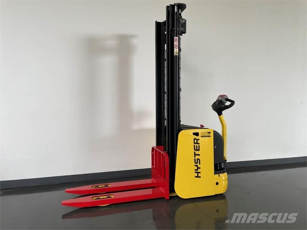 Hyster S1.6AC Elektromos gyalogkíséretű targoncák