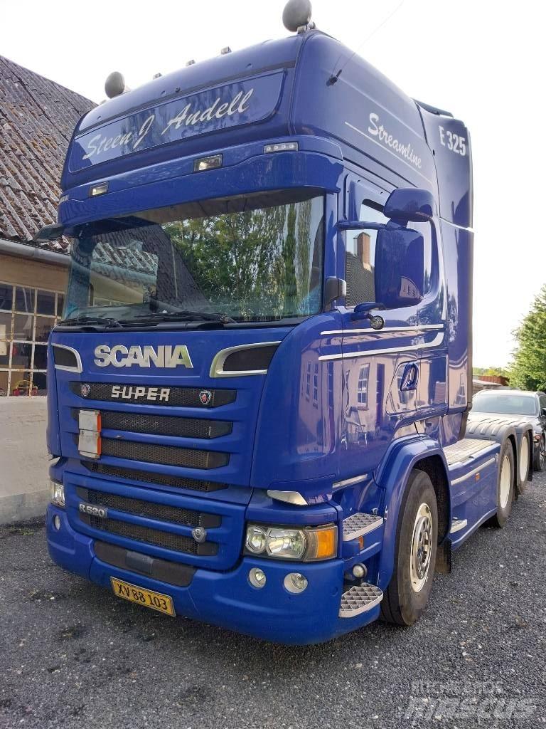 Scania R 520 Nyergesvontatók