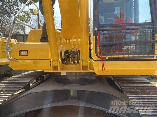 Komatsu PC 220-8 Lánctalpas kotrók