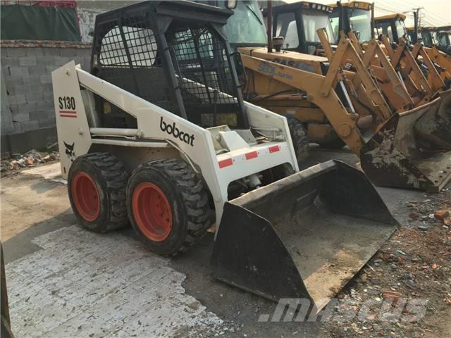 Bobcat S 130 Kompaktrakodók