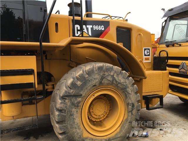 CAT 966 G Gumikerekes homlokrakodók