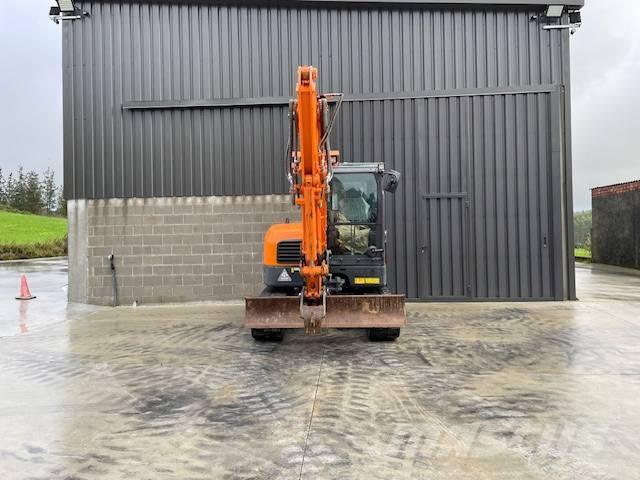 Doosan DX 63-3 Mini kotrók < 7t