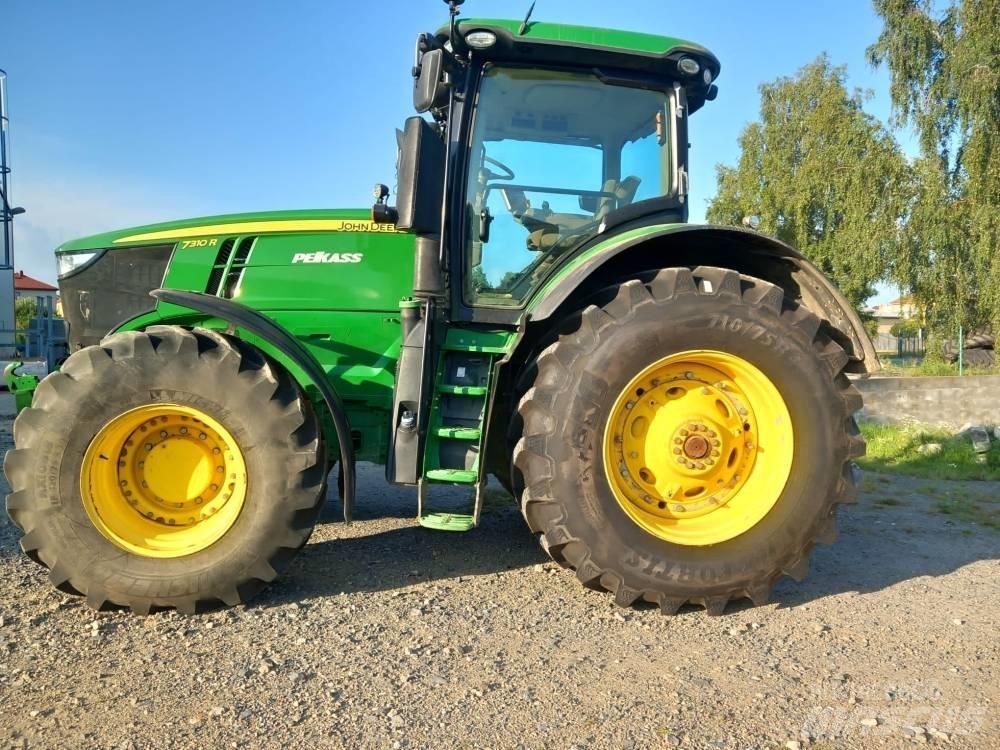 John Deere 7310 R Traktorok