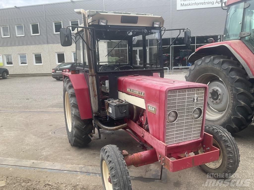 IH 624 Traktorok