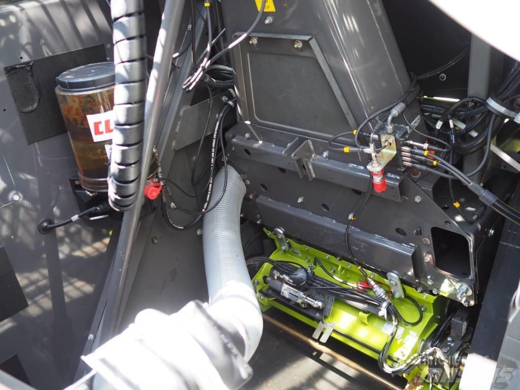 CLAAS Jaguar 870 4WD Önjáró szecskázók