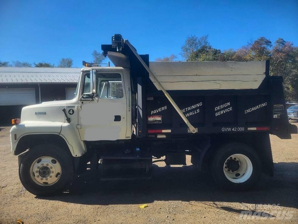 Ford L8000 Billenő teherautók