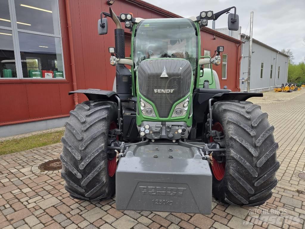 Fendt 724 Profi Plus Traktorok