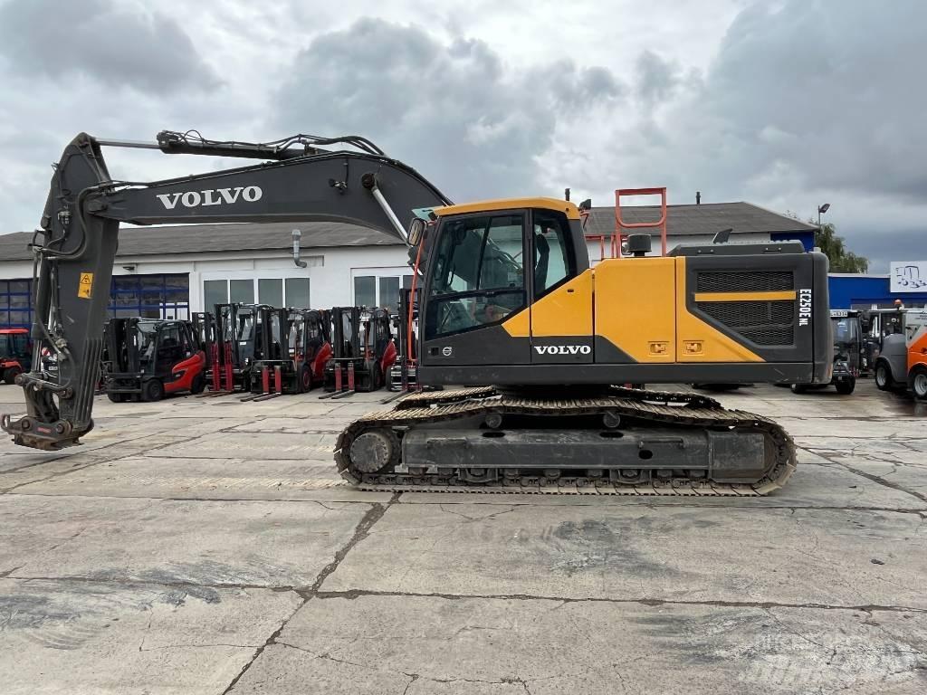 Volvo EC250ENL Lánctalpas kotrók