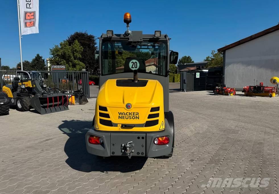 Wacker Neuson WL 38 Gumikerekes homlokrakodók