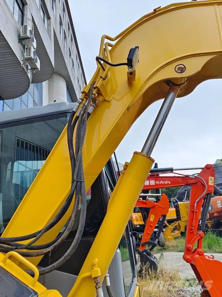 Komatsu PC 78 US Mini kotrók < 7t