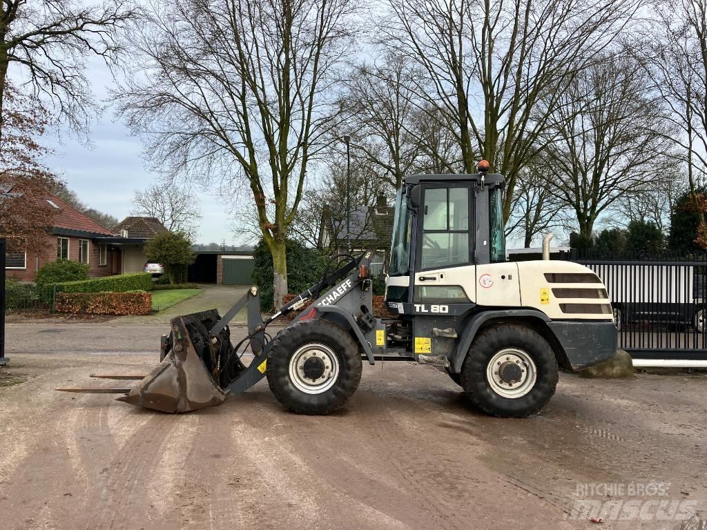 Terex TL 80 Gumikerekes homlokrakodók