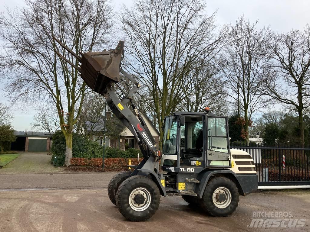 Terex TL 80 Gumikerekes homlokrakodók