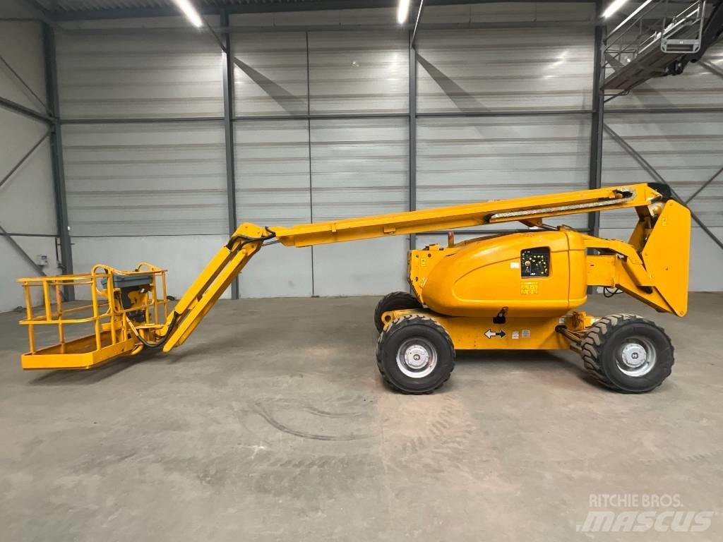 JLG 600 AJ Karos emelők