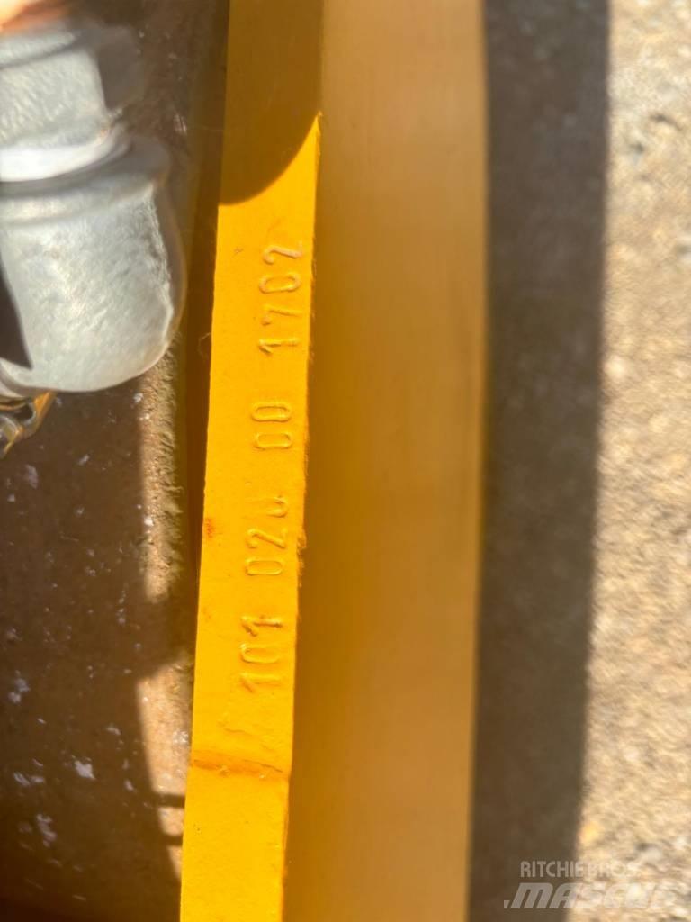 Bomag BW 75 S Ikerdobos hengerek