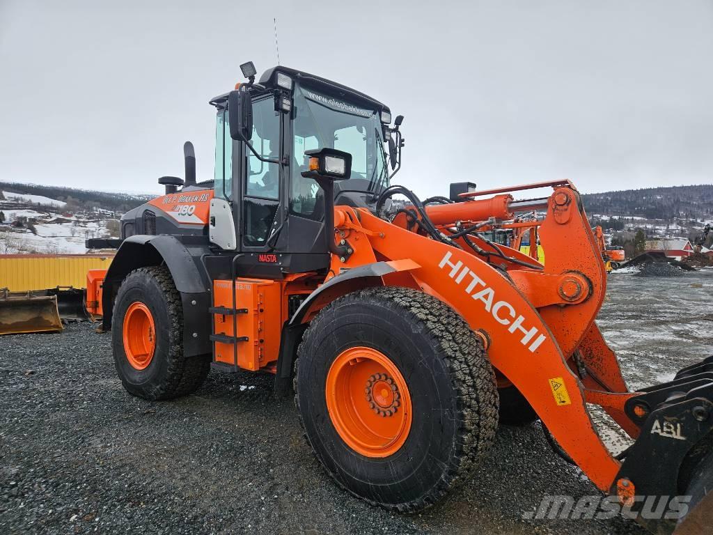 Hitachi ZW 180-6 Gumikerekes homlokrakodók