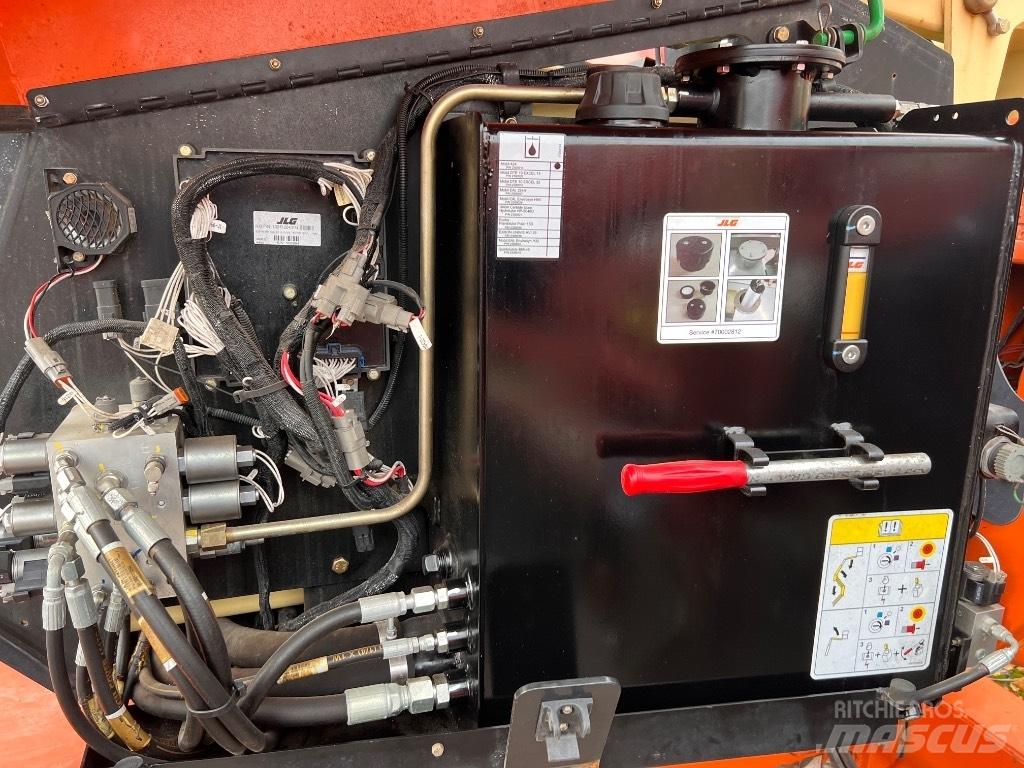 JLG 340 AJ Karos emelők