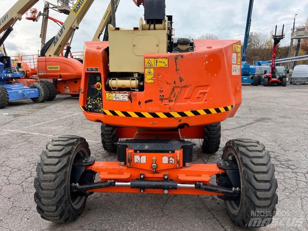 JLG 340 AJ Karos emelők