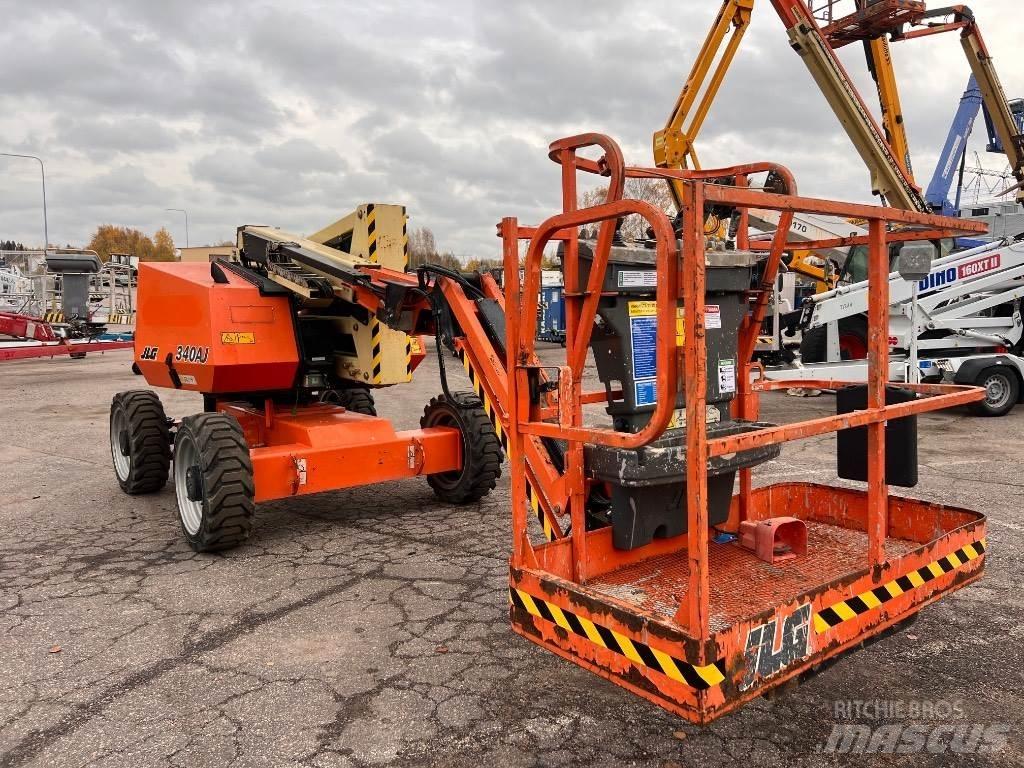 JLG 340 AJ Karos emelők
