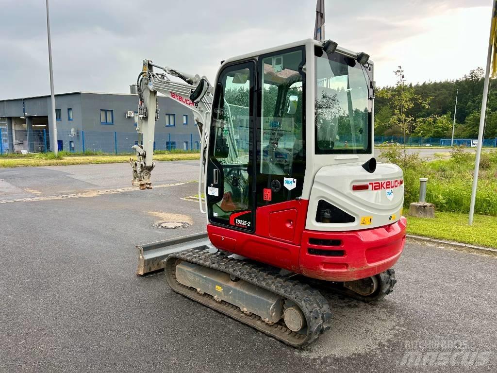 Takeuchi TB 235-2 V3 Mini kotrók < 7t